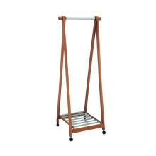 Clothes stand in solid wood Show Wheel