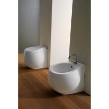 Back o wall wc and bidet Planet