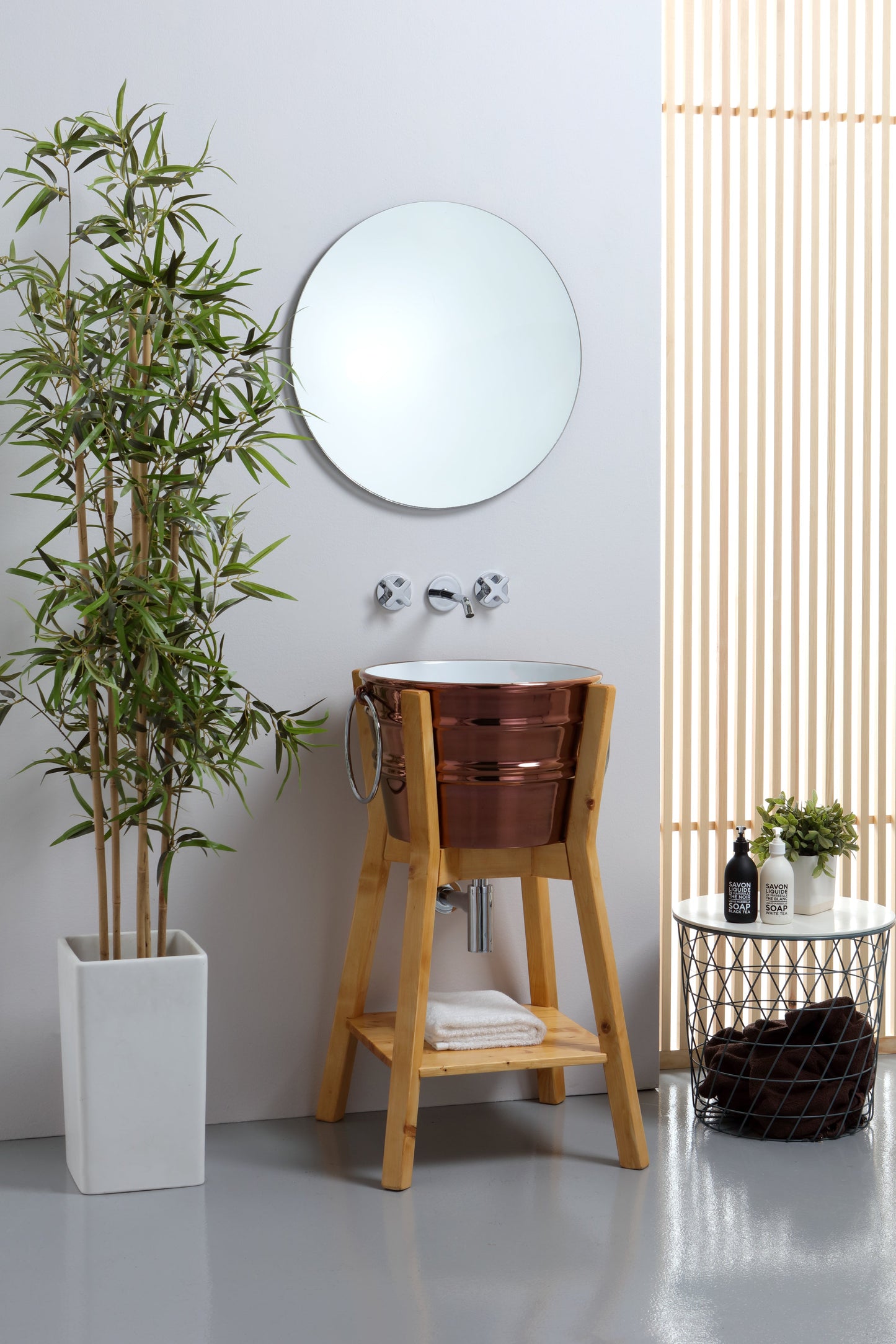 STRUTTURA DA TERRA ALTA IN LEGNO BACILE