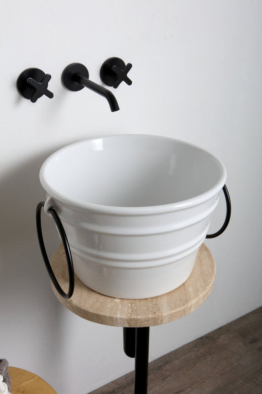 STRUTTURA IN METALLO CON TOP IN MARMO SGABELLO