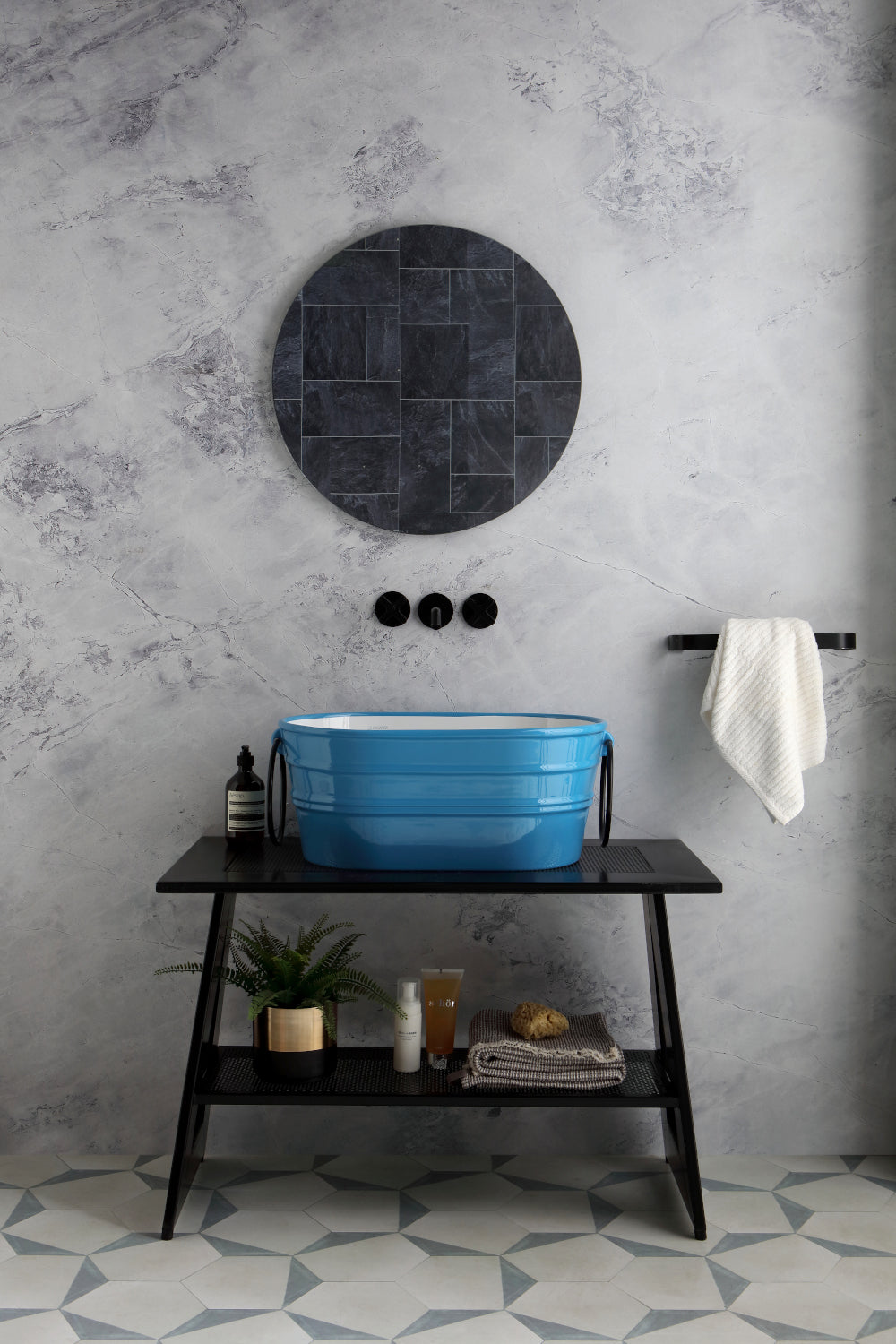 MOBILE DA TERRA IN METALLO CAVALLETTO