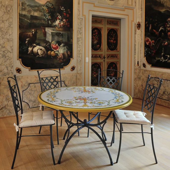 Round lava stone tabletop Settecento